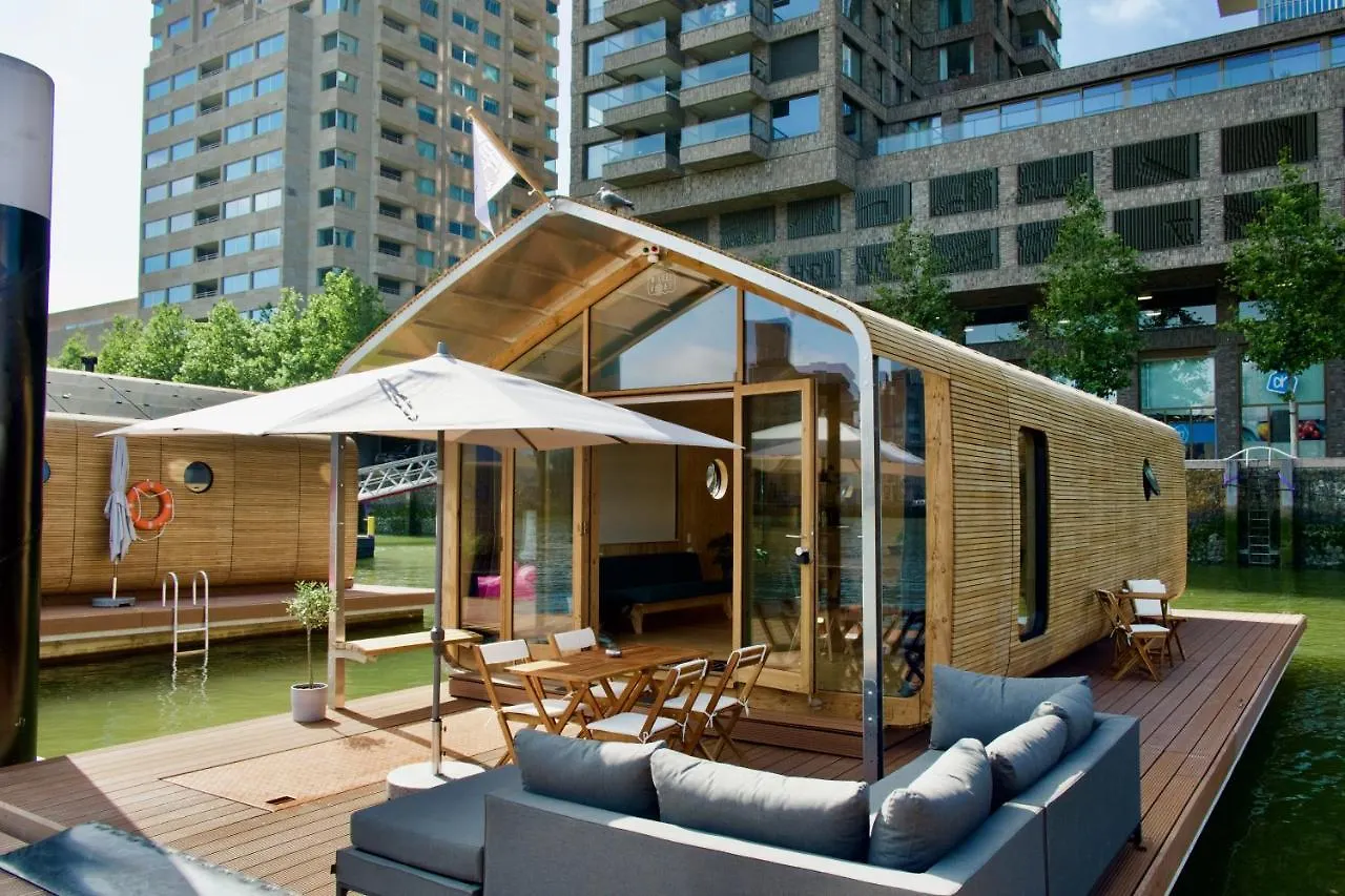 Holiday home Wikkelboats At Floating Rotterdam Rijnhaven Villa