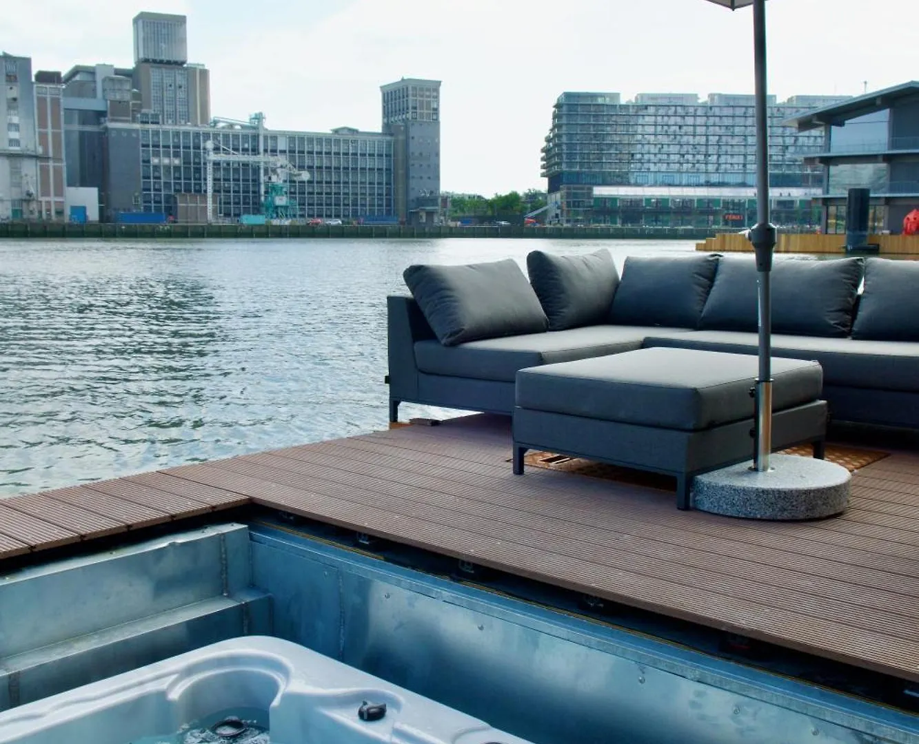 Holiday home Wikkelboats At Floating Rotterdam Rijnhaven Villa Netherlands